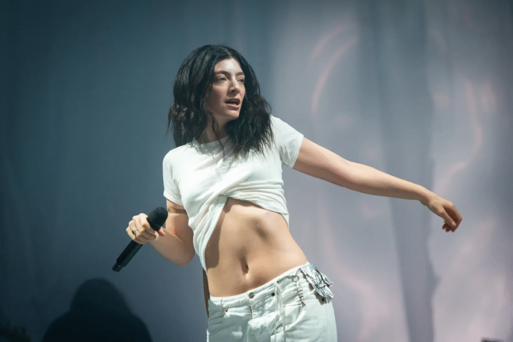 Lorde Regresa A México